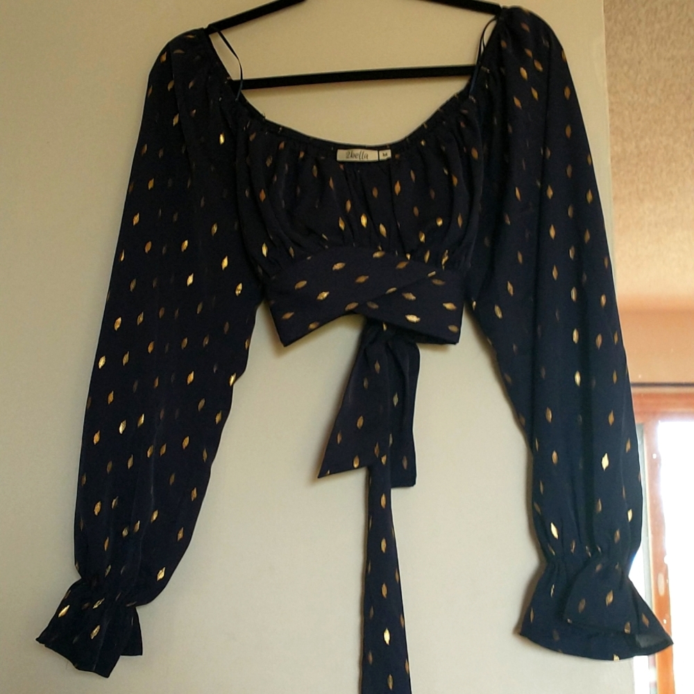 2Bella crop top